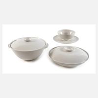 KPM Berlin drei Teile aus dem Service "Urbino"111