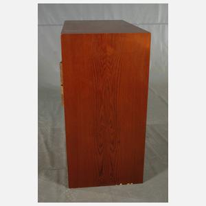 Arne Vodder, Kommode