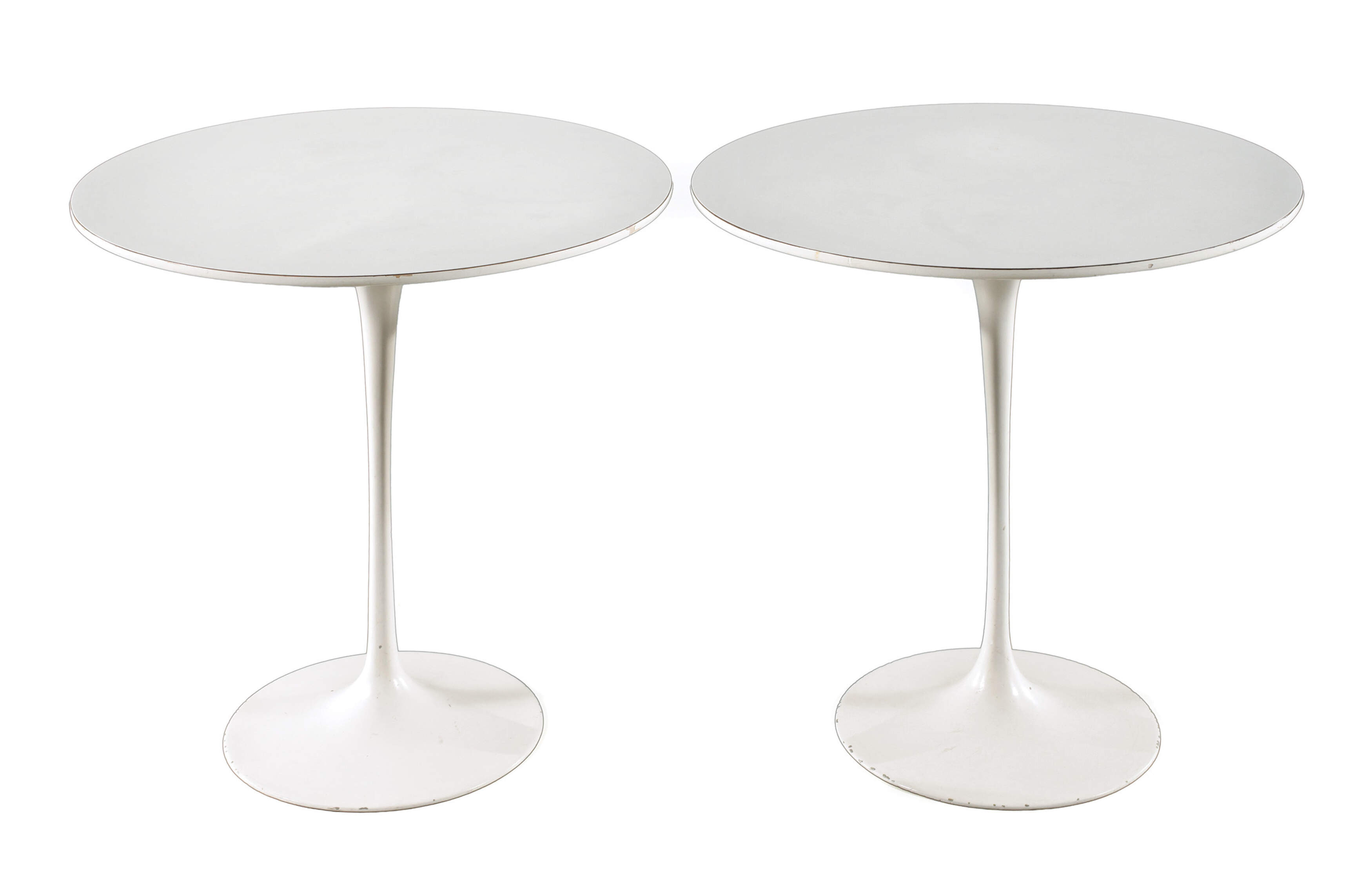 Eero Saarinen, zwei Beistelltische „163“