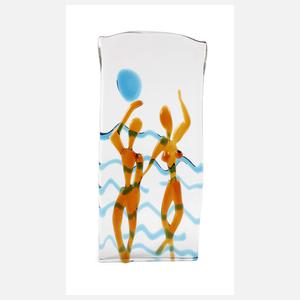 Massives figürliches Relief