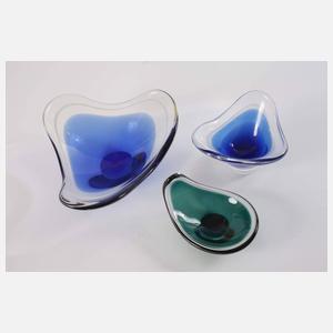 Vier Schalen skandinavisches Design