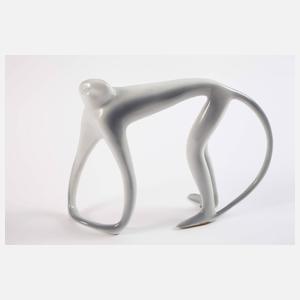 Cmielow Polen zwei Kamele und Affe