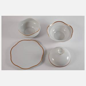 Meissen Speise- und Kaffeeservice "Korallenrand"