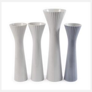 Rosenthal vier Trichtervasen "Akropolis"