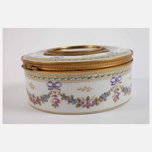 Deckeldose im Sevrés-Stil