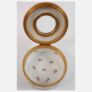 Deckeldose im Sevrés-Stil