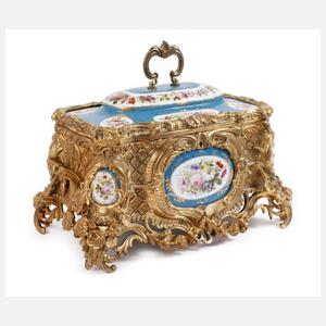 Prunkschatulle im Sevrés-Stil