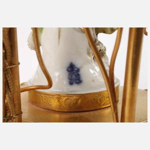 Prunkleuchter mit Amorette