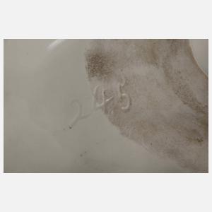 Übergroße figürliche Prunkvase