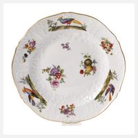 Speiseteller aus dem Tafelservice für Friedrich II.111