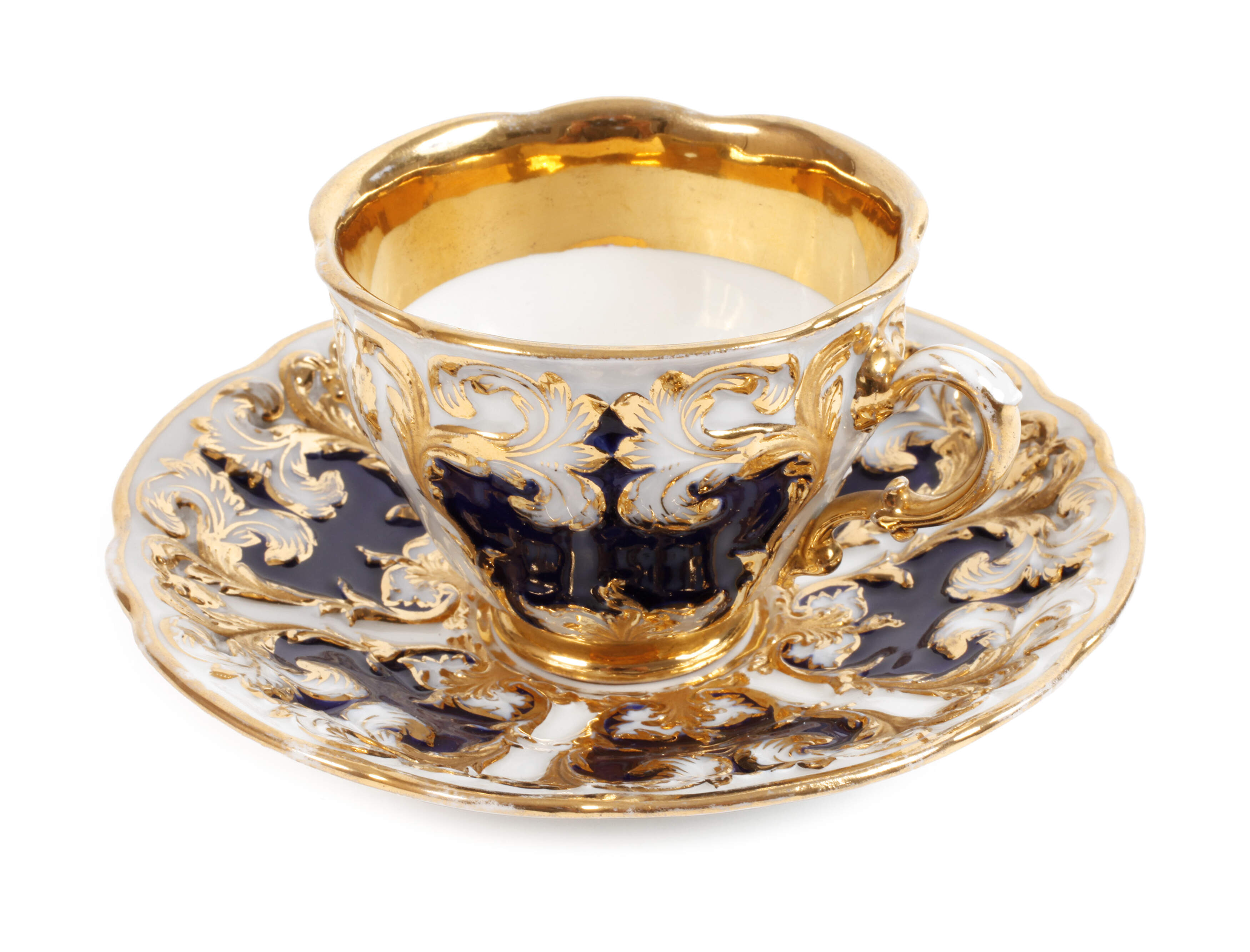 Meissen Prunktasse Akanthusblattrelief