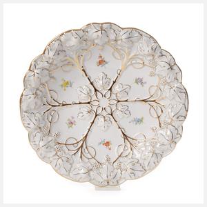 Meissen Prunkschale Streublümchendekor