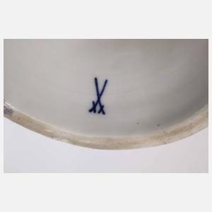 Meissen prunkvoller "Korb mit Widder-Köpfen"