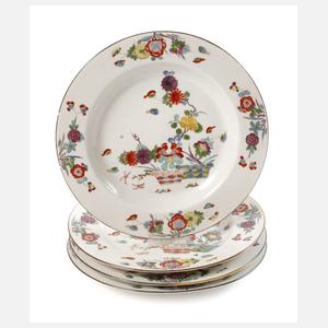 Vier Speiseteller Kakiemondekor