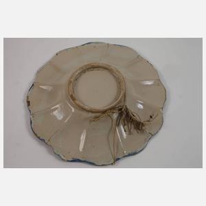 Vier Fayenceteller Blaumalerei