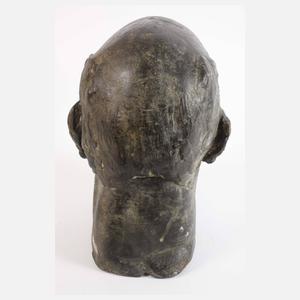 Großer Bronzekopf eines Mannes
