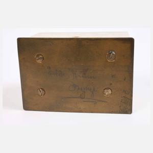 Wiener Bronze Tischklingel mit küssendem Faun