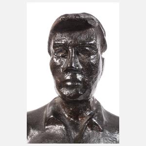 Arbeiterskulptur als Allegorie auf die Industrie