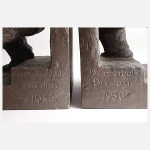 Paar Buchstützen mit Atlanten