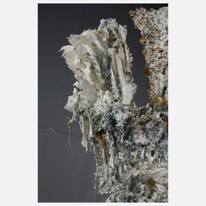 Claudia Biehne, übergroße Porzellanskulptur