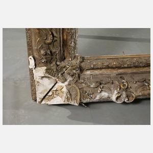 Übergroßer Stuckrahmen Gründerzeit