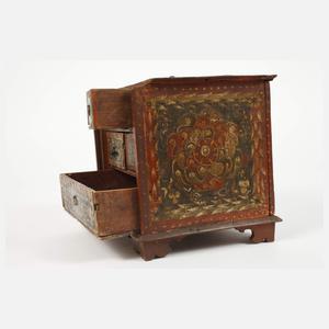 Barocke Kassette mit Wismutmalerei