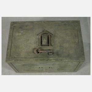 Eisentruhe/Kriegskasse