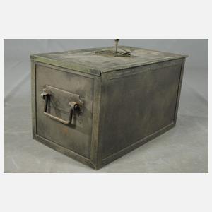Eisentruhe/Kriegskasse