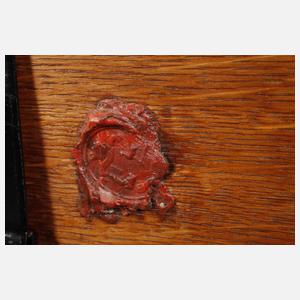 Transportkiste für ein Silberservice