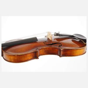 Violine im Etui