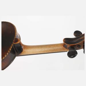 Violine im Etui