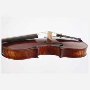 Violine im Etui
