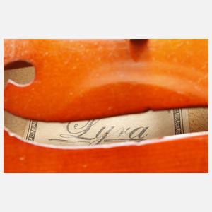 Violine im Etui