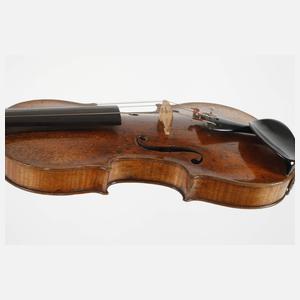 Violine im Etui