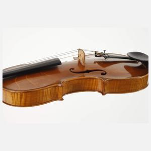 Violine im Etui