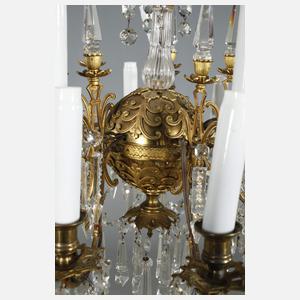Großer Kristallleuchter