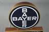 Leuchtreklame Bayer