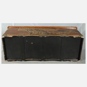 Bedeutende Lacktruhe Japan