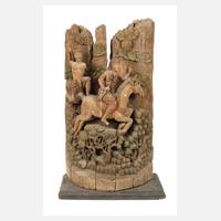 Figürliche Schnitzerei111