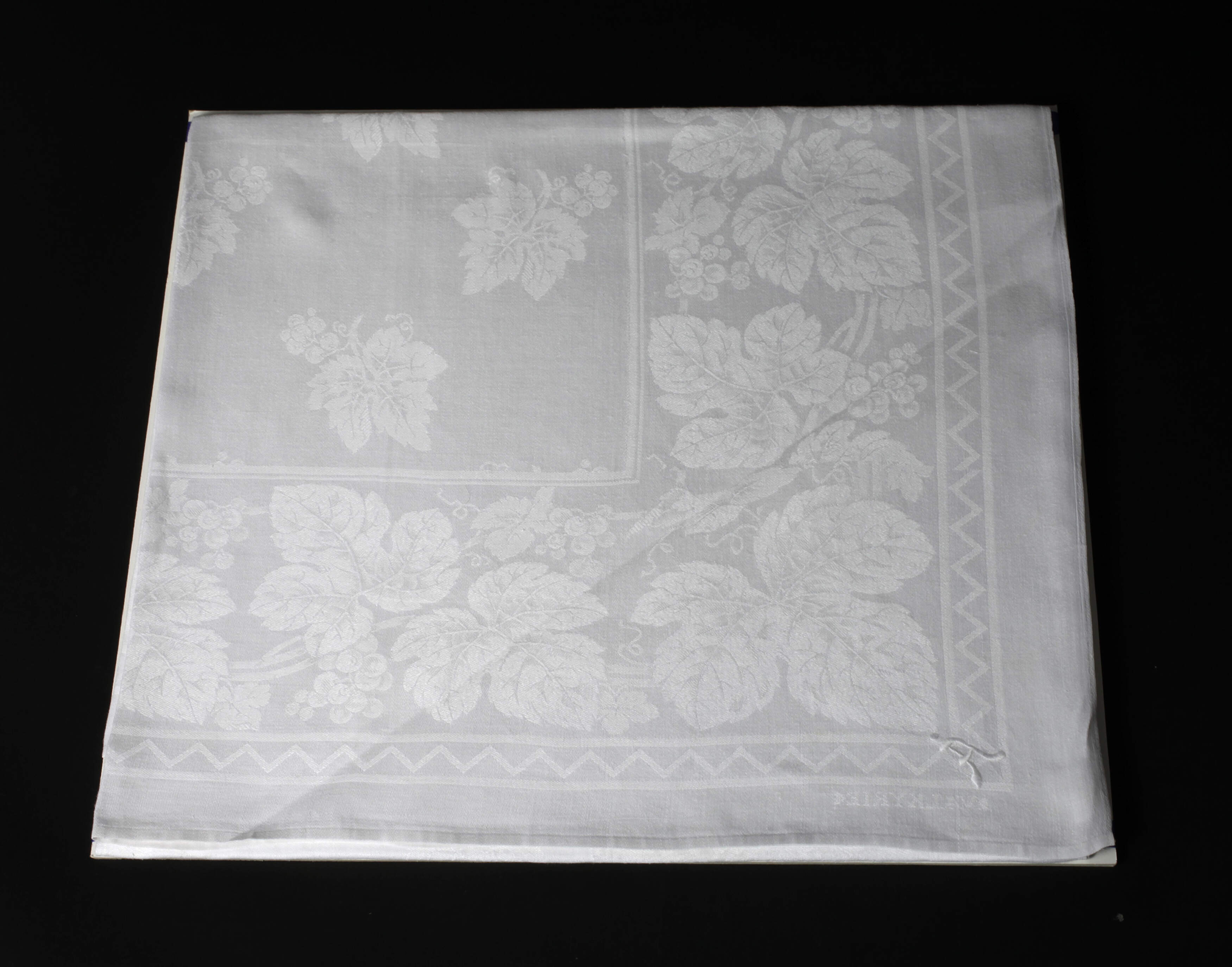 Tischtuch mit Weintraubendekor