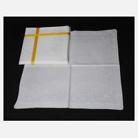 Acht Servietten Chrysanthemendekor111