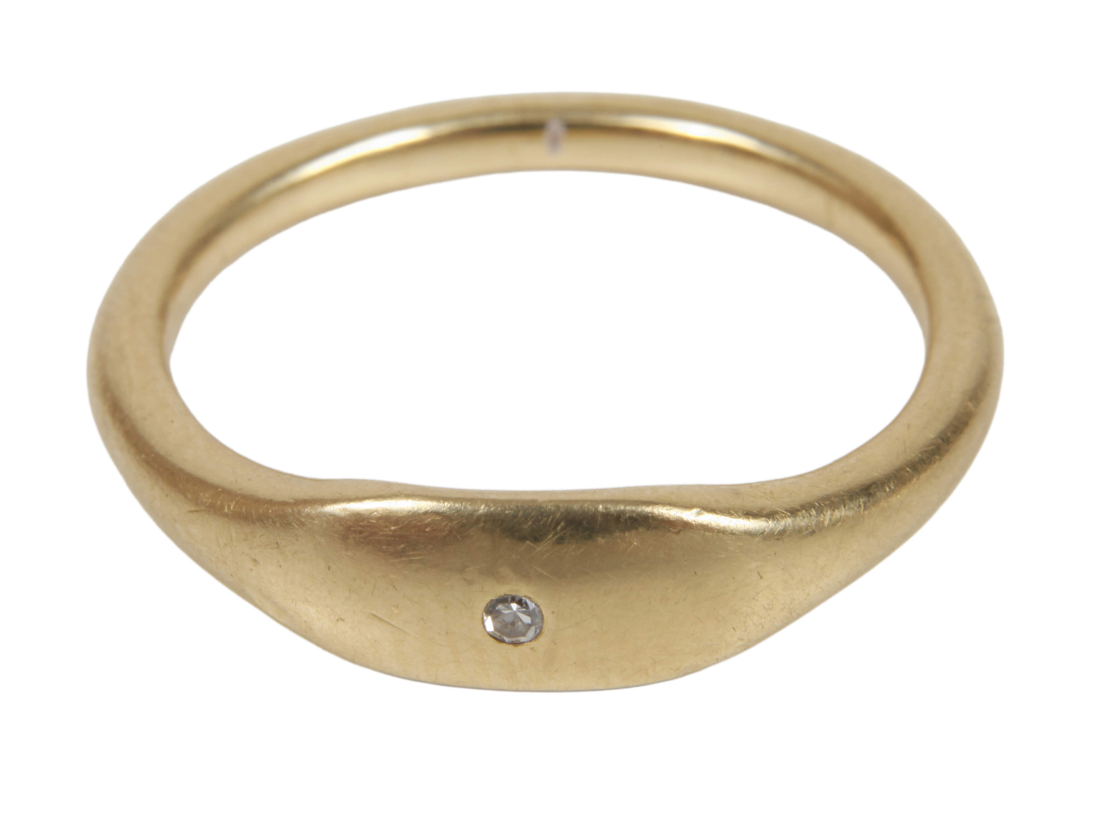 Schlichter Ring mit Diamant