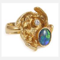 Ausgefallener Damenring mit Opal und Brillant111