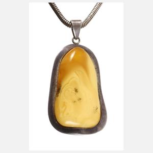 Anhänger mit Butterscotch-Bernstein