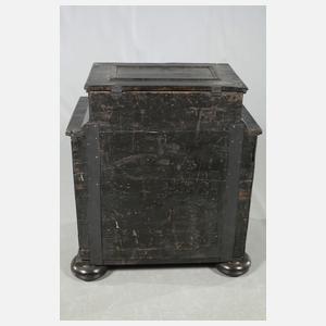 Barocker Kabinettschrank