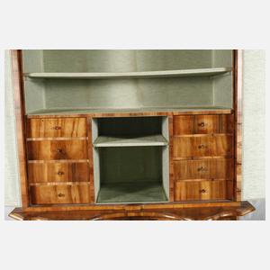 Barocker Kommodenaufsatzschrank