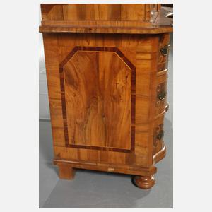 Barocker Kommodenaufsatzschrank