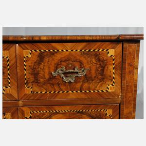 Klassizistische Kommode