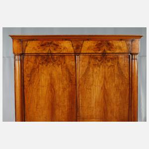 Kleiderschrank Biedermeier