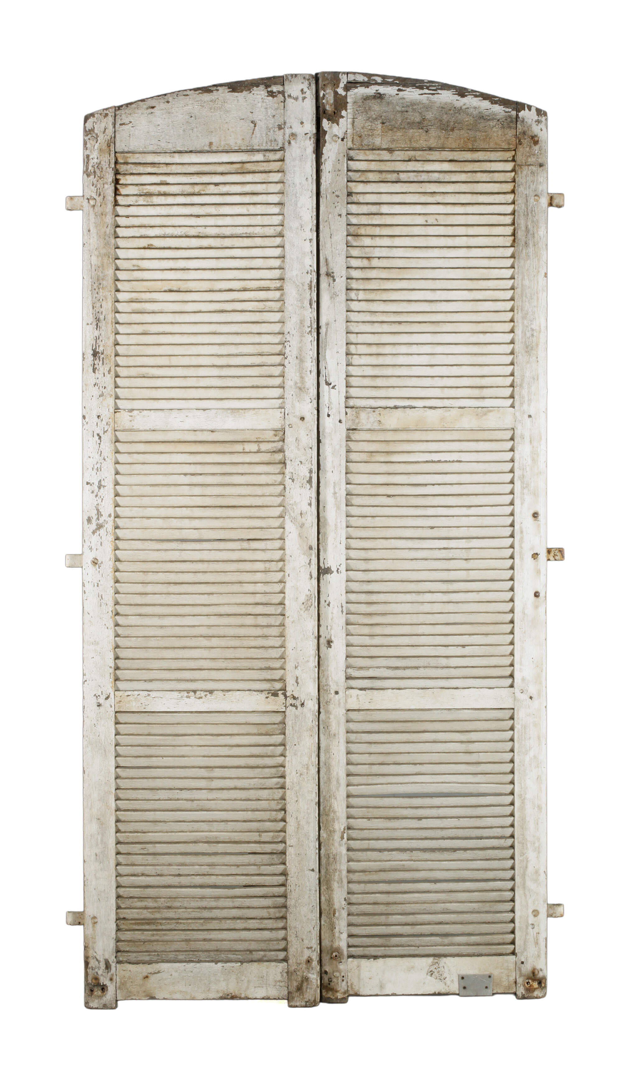 Paar übergroße Fensterläden